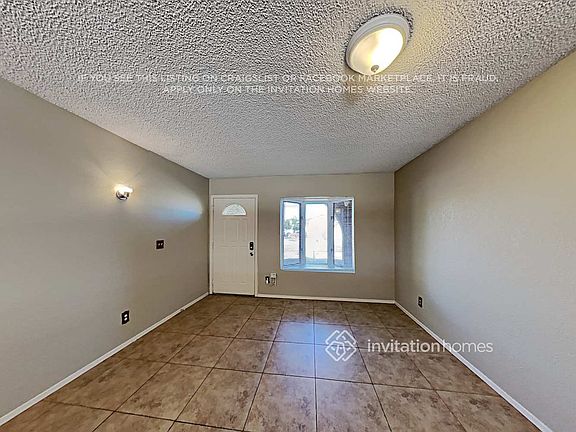 3rd image of 3141 W Danbury Dr