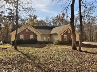 1024 Oak Woods Ln, Moscow Mills, MO 63362
