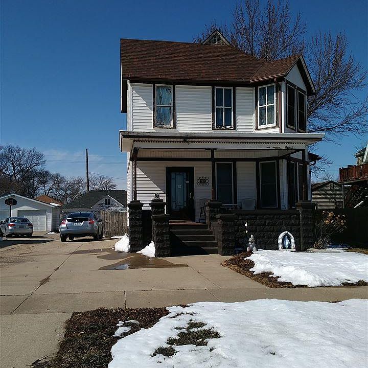19 3rd Ave SW, Le Mars, IA 51031 Zillow