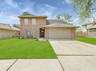 10335 Mist Ln, Houston, TX 77070