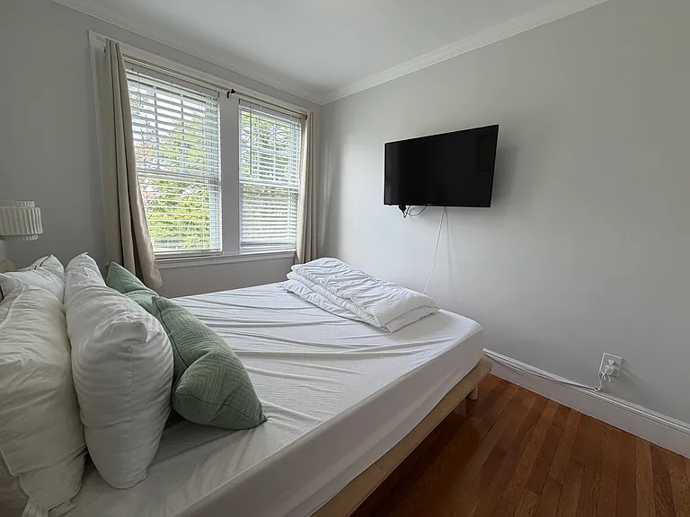 67 Saint James Cir #2 — Photo 10