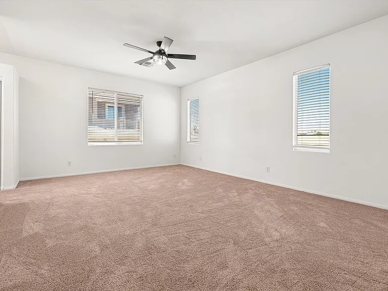 5185 Silent Valley Ave — Photo 15