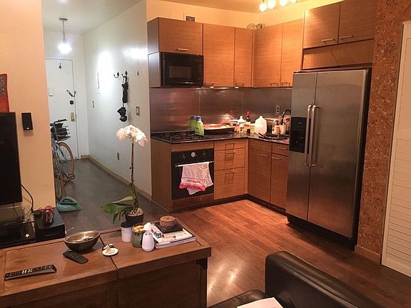 2nd image of 111 E 100th St APT 3A