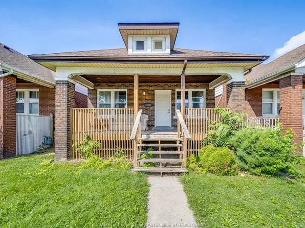 631 Rankin Ave, Windsor, ON N9B 2R8