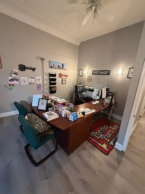 645 Norton St - Office Space — Photo 2