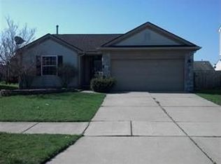 7712 Bay Tree Dr, Ypsilanti, MI