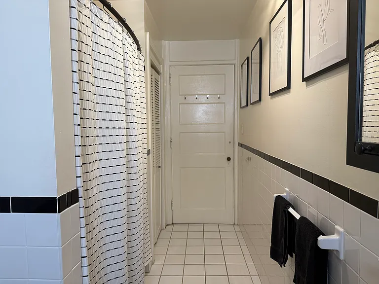 1033 Spruce St #301 — Photo 15