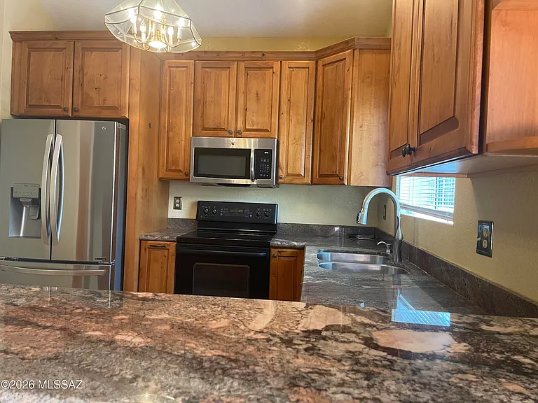 3741 W Spinnaker Ln — Photo 10