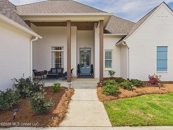 3rd image of 103 Victory Ln