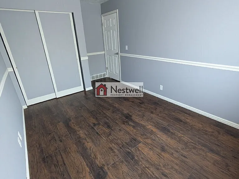 1637 W Crystal Ridge Dr — Photo 17