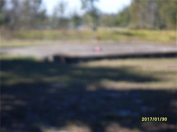 5th image of Debbie Ln