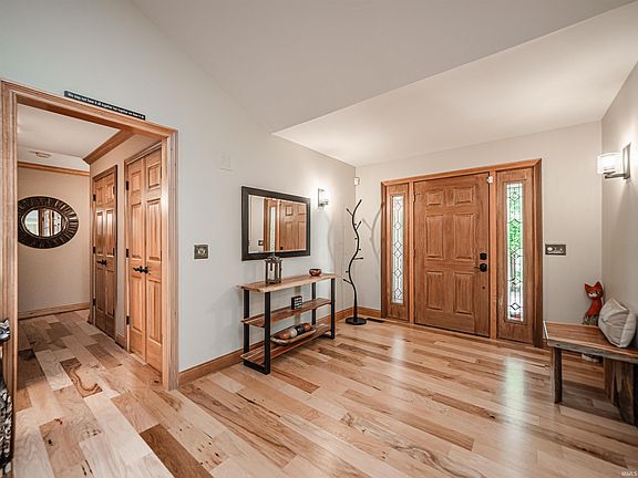 4th image of 1166 Twin Lakes Ct