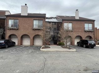 76 Parkside Ln #1401, Teaneck, NJ 07666 | MLS #24034890 | Zillow