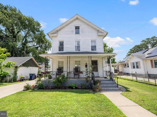 112 N 2nd St, Hammonton, NJ 08037