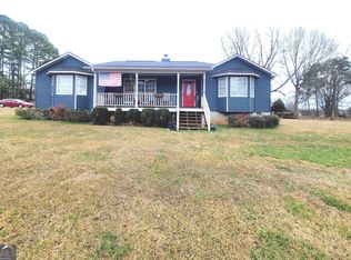 1073 Forsyth Landing Dr, Forsyth, GA 31029
