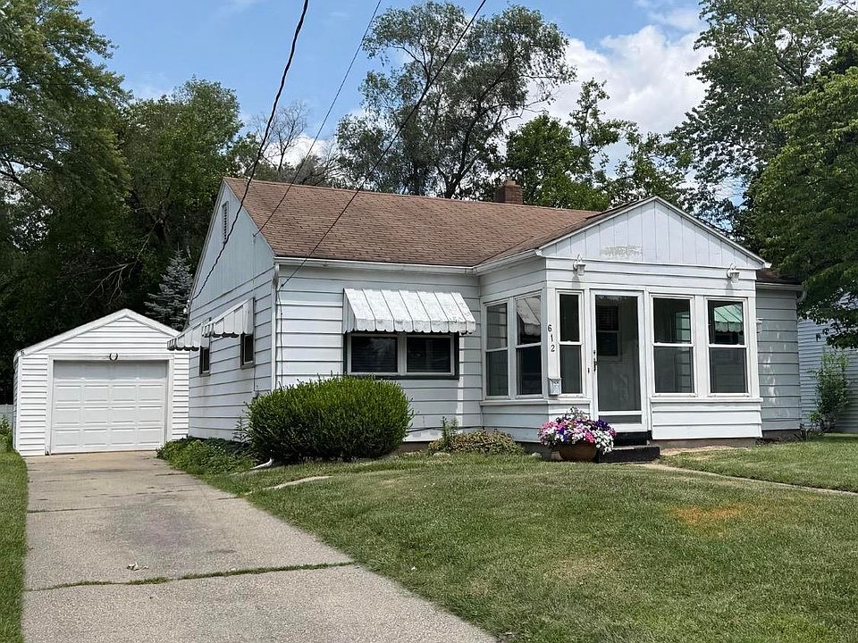 1st image of 612 Sunset Ave