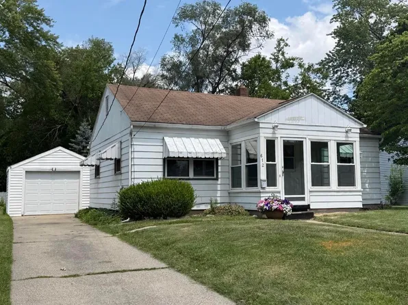 612 Sunset Ave, Elkhart, IN 46514
