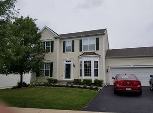 8725 Pathfinder Rd, Breinigsville, PA 18031