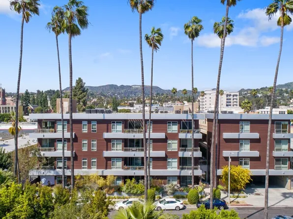 6001 Carlton Way #204, Los Angeles, CA 90028