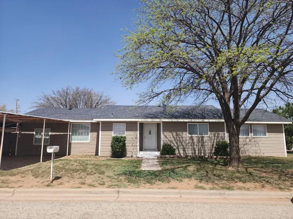 502 3rd St, Abernathy, TX 79311