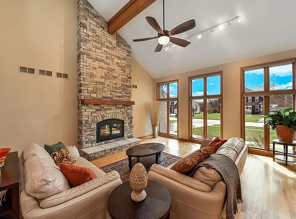 2nd image of 621 Norcross Dr