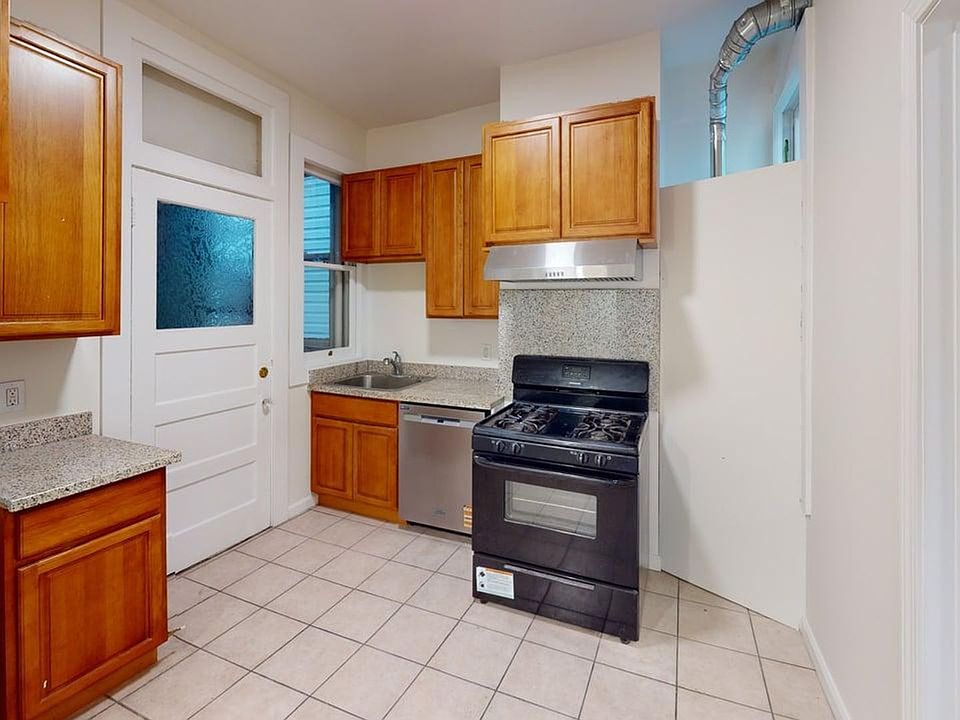 1st image of 1854-1856-1858 Mason St #1862