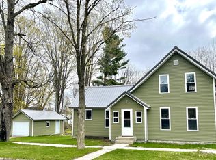 222 S Park St, Reed City, MI 49677