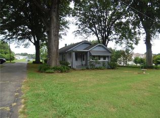 2558 Claremont Rd, Newton, NC 28658