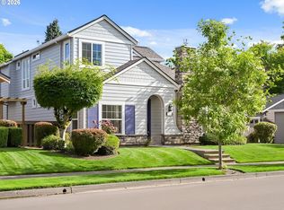 6530 NE Copper Beech Dr, Hillsboro, OR 97124