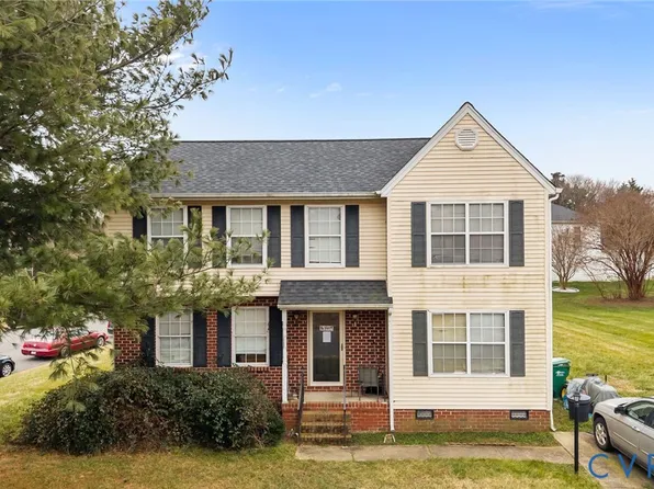 1735 Almond Creek North Terrace, VA 23231