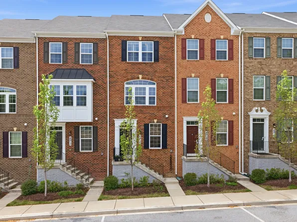 4915 Crest View Dr, Hyattsville, MD 20782