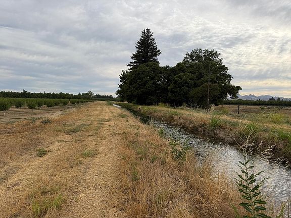 5th image of Williston Rd