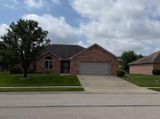 4989 Imperial Dr, Columbus, IN 47203