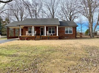 211 7th Ave S, Baxter, TN 38544