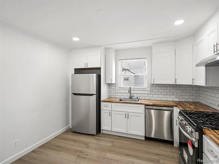1751 Woodward Heights Blvd — Photo 1