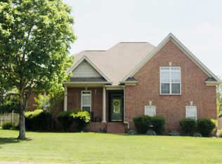 717 Heritage Rd, Lebanon, TN 37087