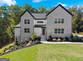 136 Lakeview Way, Baldwin, GA 30511