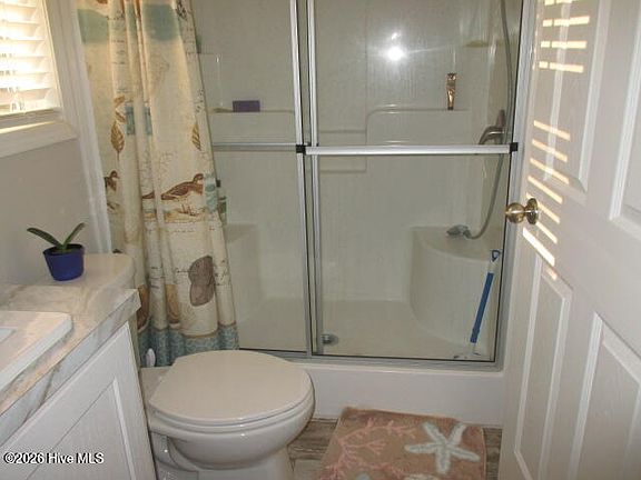 5th image of 107 Paradise Lane