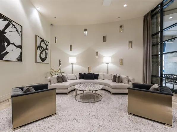 3040 Peachtree Rd NW Unit 1611, Atlanta, GA 30305