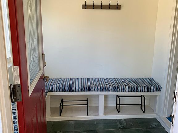 3rd image of 126 Drake Ave