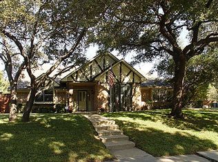 6223 Oakleaf Rd, Dallas, TX 75248