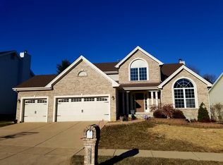 857 Arlington Glen Dr, Fenton, MO