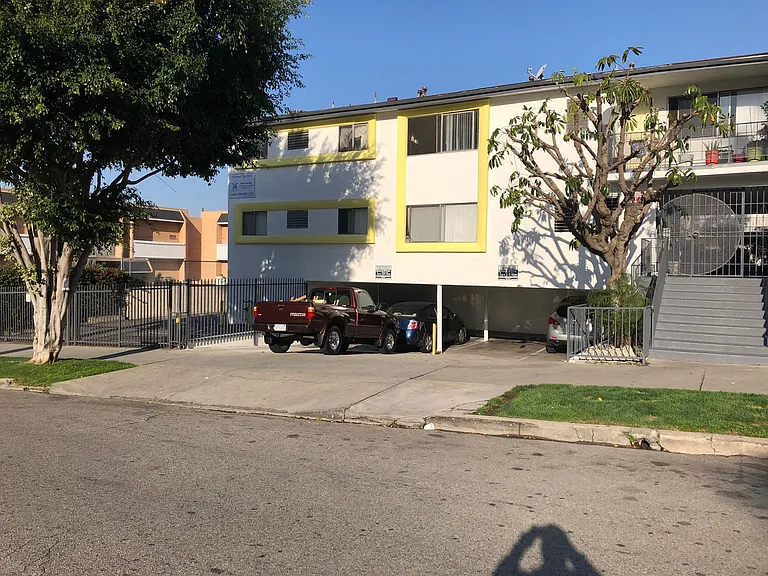 Westmont Apartments LLC — Photo 6