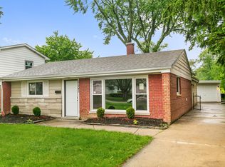 17240 Roy St, Lansing, IL 60438