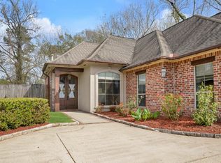 40068 Summer Brooke Ave, Prairieville, LA 70769