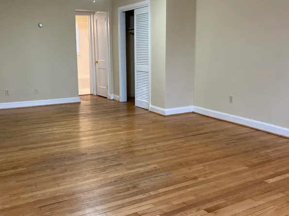 905 25th St NW, Washington, DC 20037