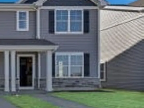 787B Concord Cir, Burlington, WI 53105