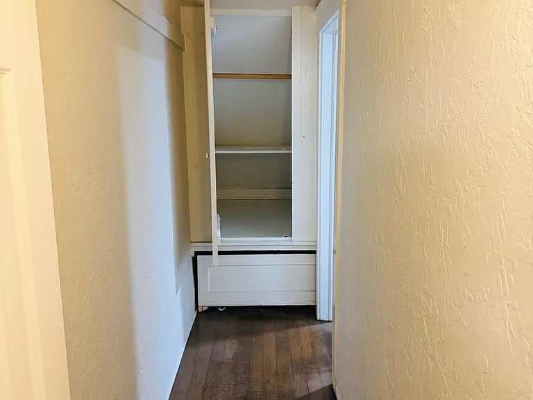 851 Pine Ave — Photo 10
