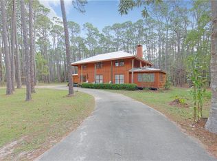 126 Orleans Dr, Dauphin Island, AL 36528