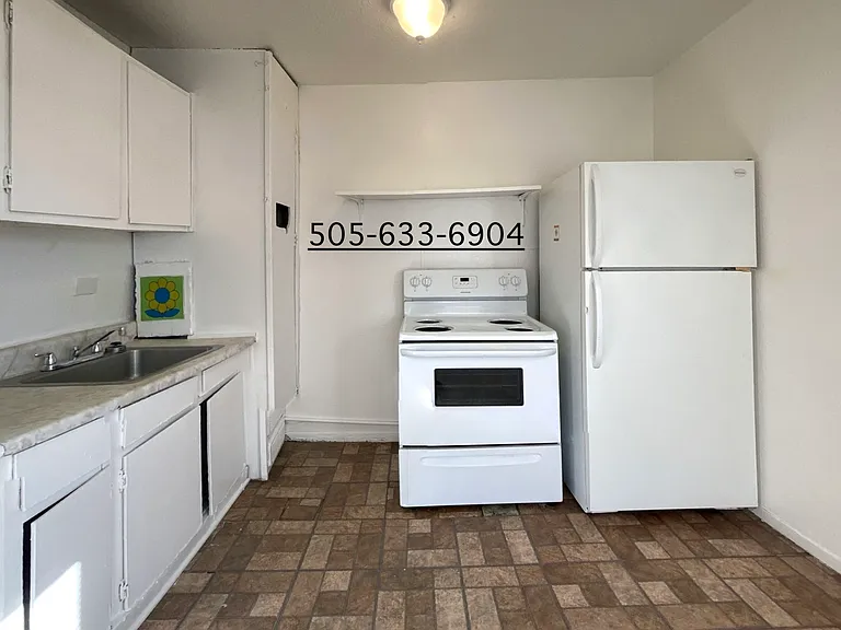 1/2 Vermont St SE — Photo 4